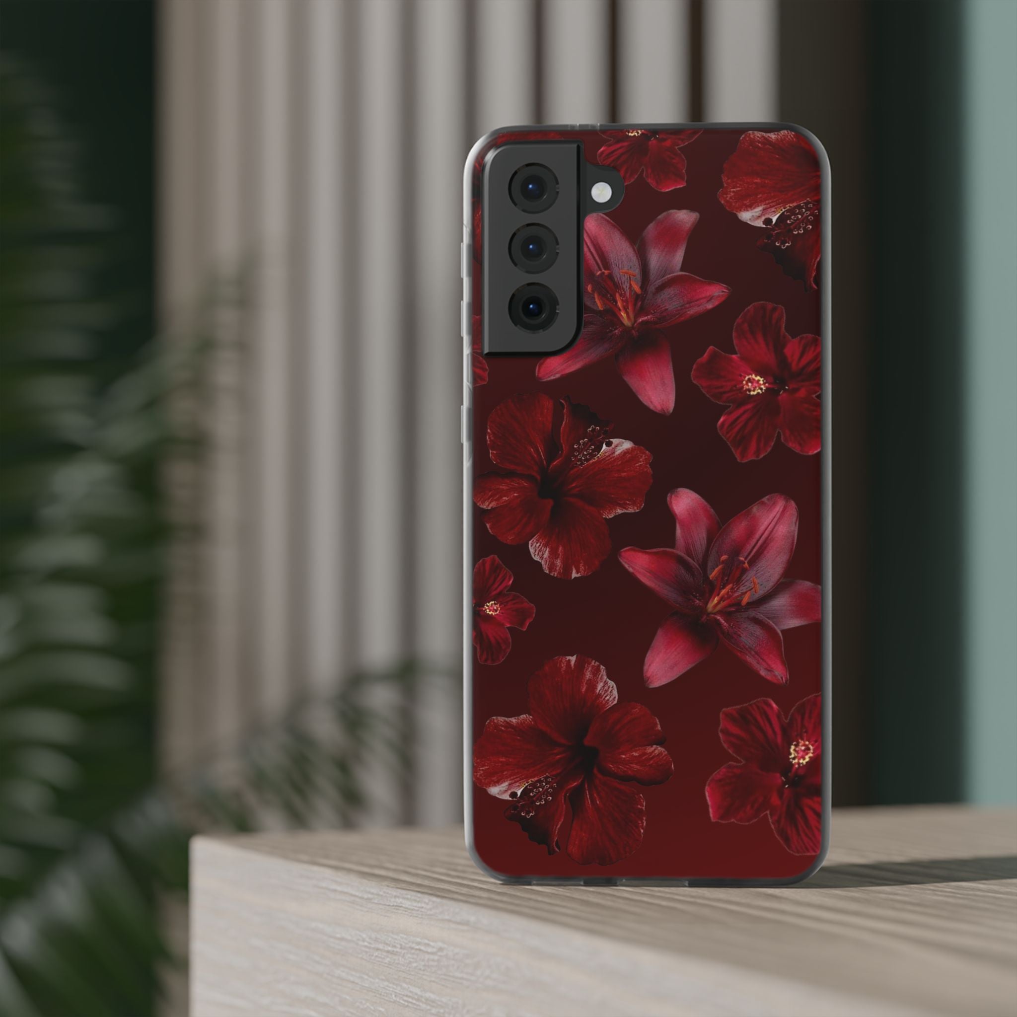Red Floral Flexi Phone Case – Dark Burgundy Lily Pattern